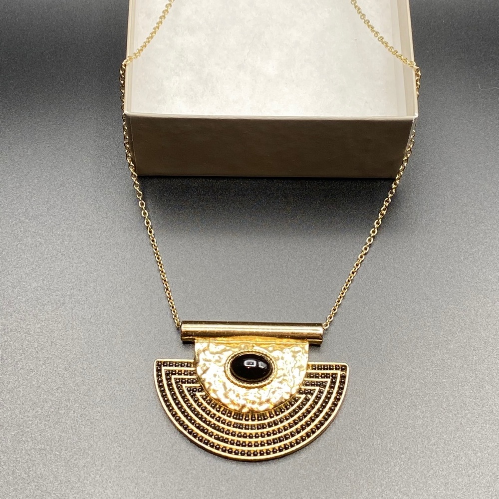 Art Deco 1920s Inspired Statement Neclace